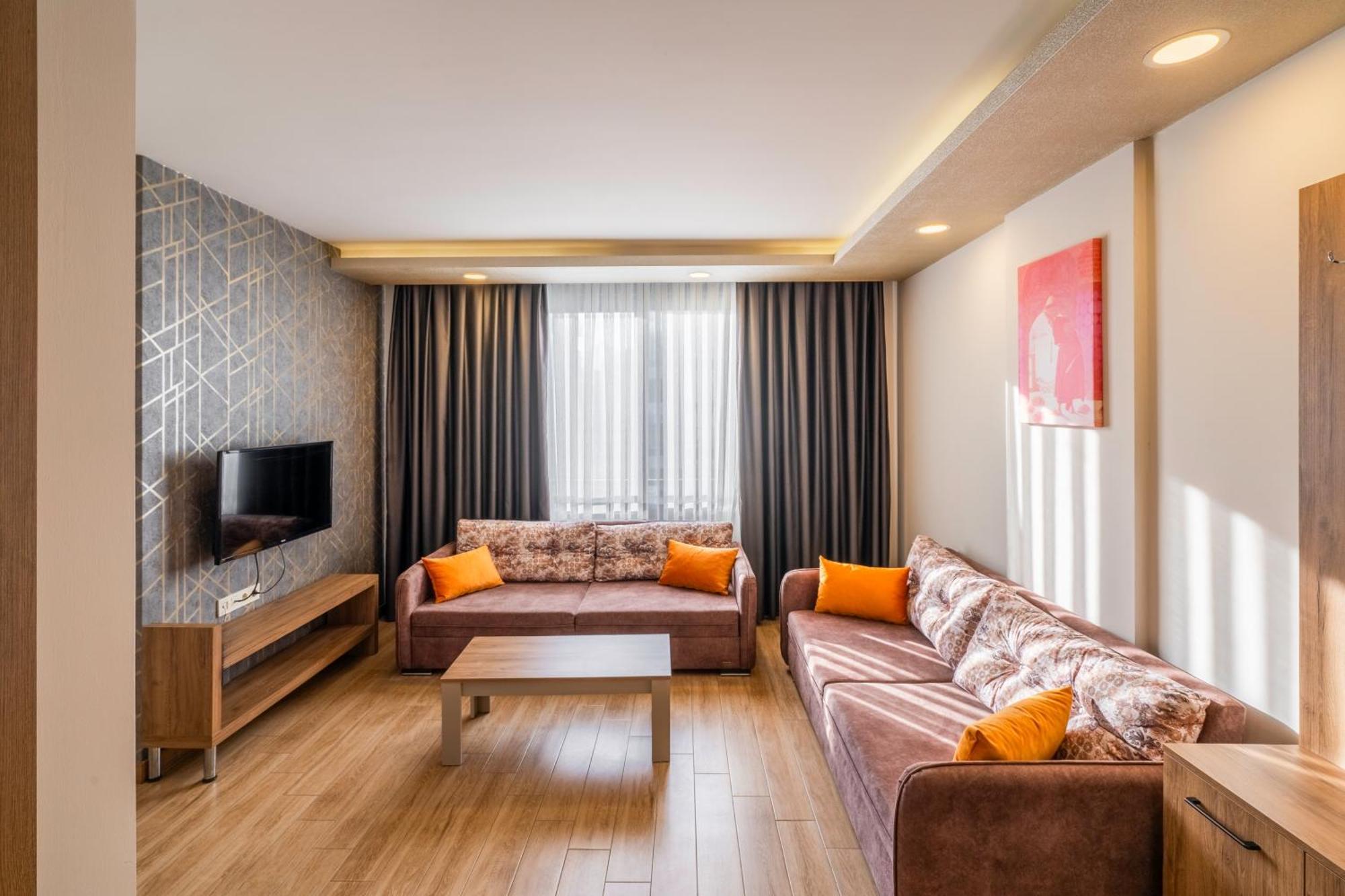 Golden World Suite Hotel Antalya Exterior photo