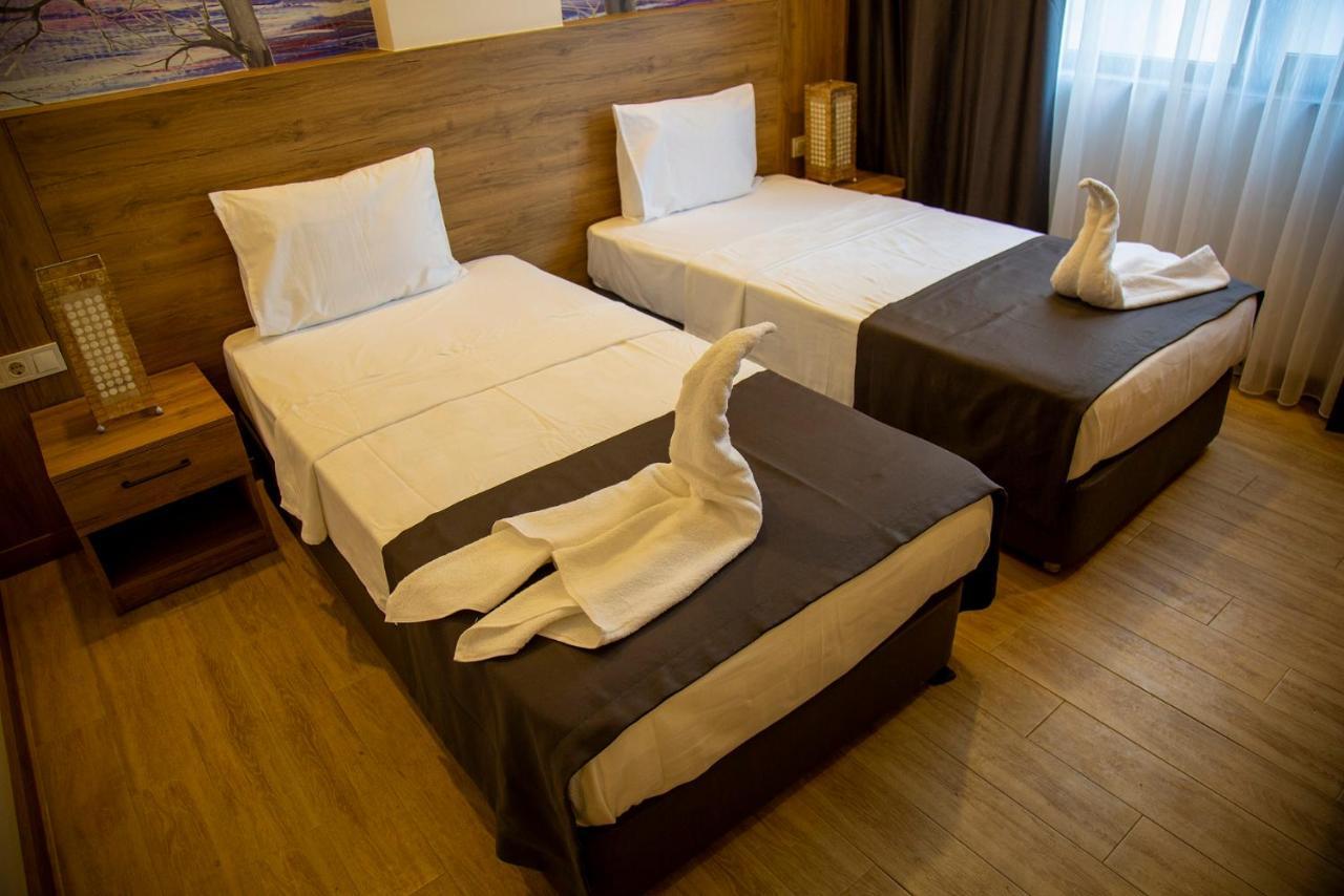 Golden World Suite Hotel Antalya Exterior photo